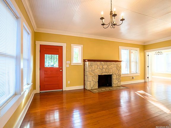 4th image of 805 E ASHBY PL
