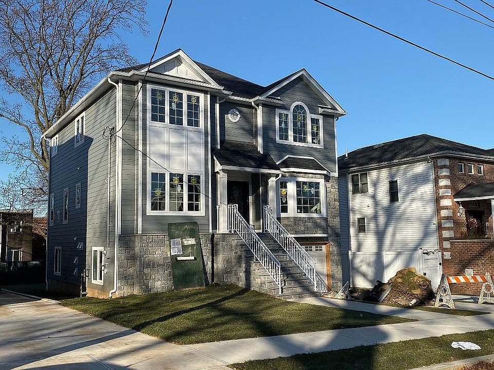 1st image of 170 Fairview Ave