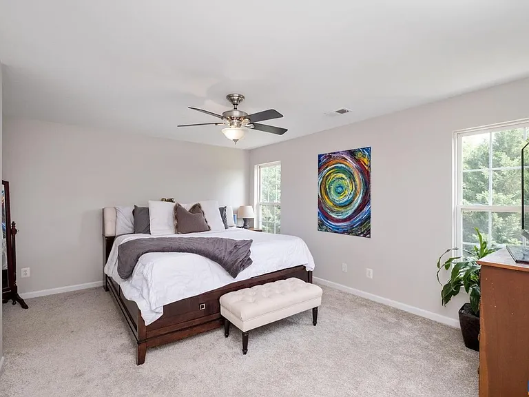 662 Holly Hill Dr — Photo 12