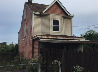 421 Oak St, Braddock, PA 15104