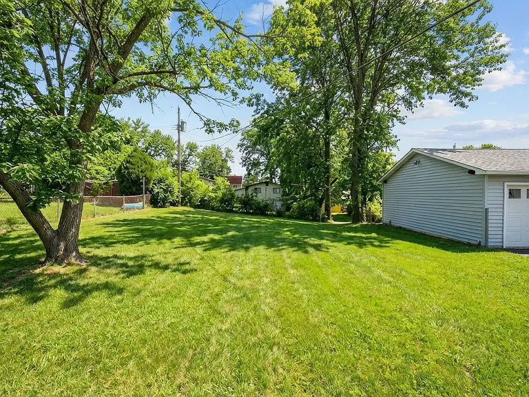 444 Rosedale Ter — Photo 45