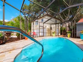 1208 Freemont St S, Saint Petersburg, FL