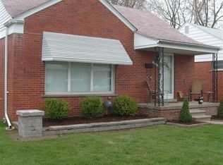 23146 Saxony Ave, Eastpointe, MI 48021