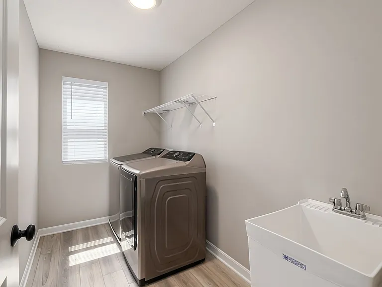 3665 Mantle Dr — Photo 32