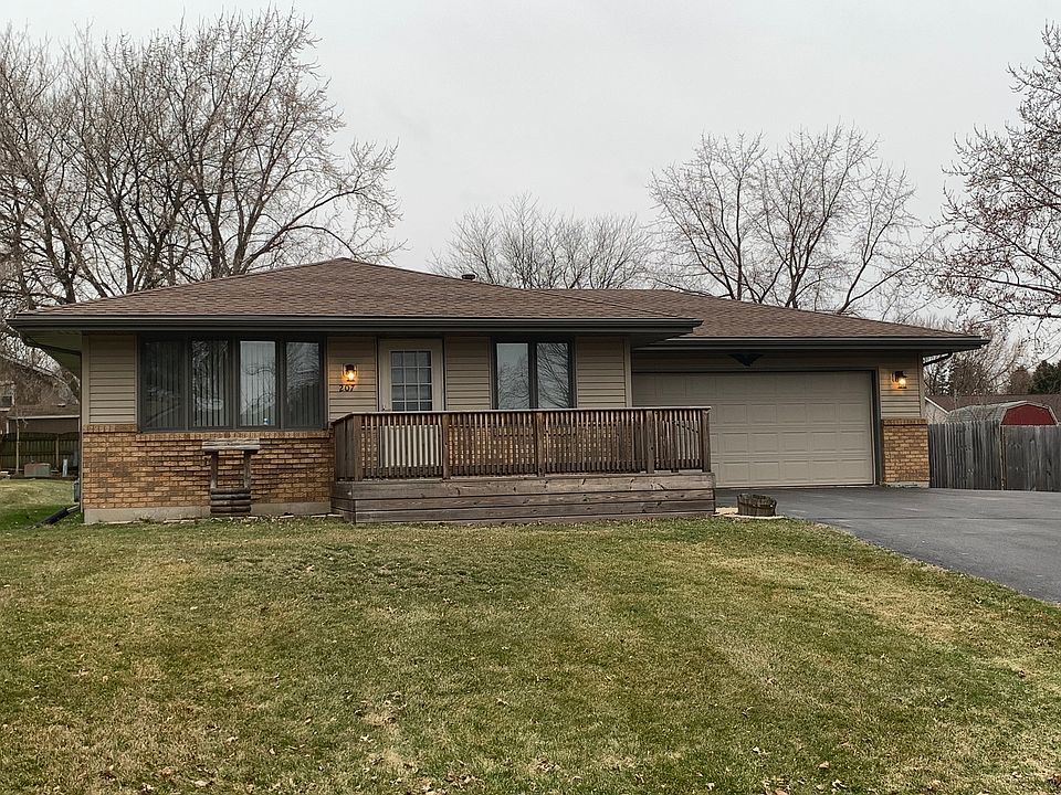 1st image of 207 Teal Dr