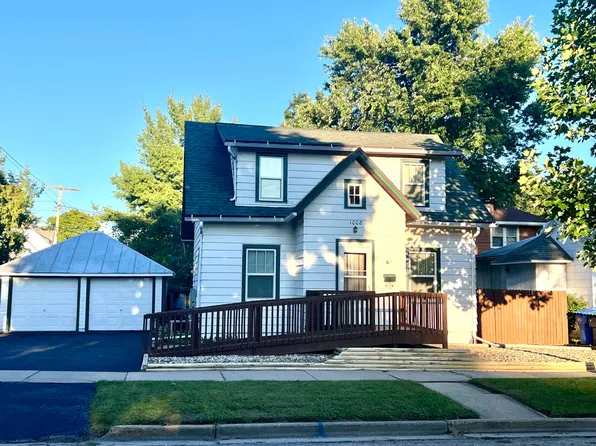 1008 Oak St, Baraboo, WI 53913