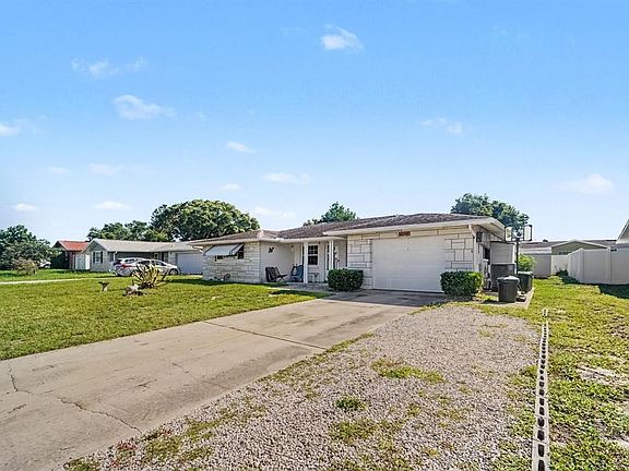 3rd image of 10214 HOLLY DRIVE