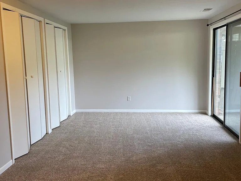 Chapshire Dr SE — Photo 12