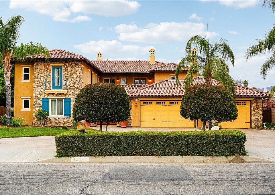 1st image of 43242 Mayberry Ave