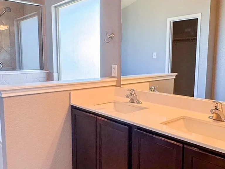 1237 Briscoe Ct — Photo 7