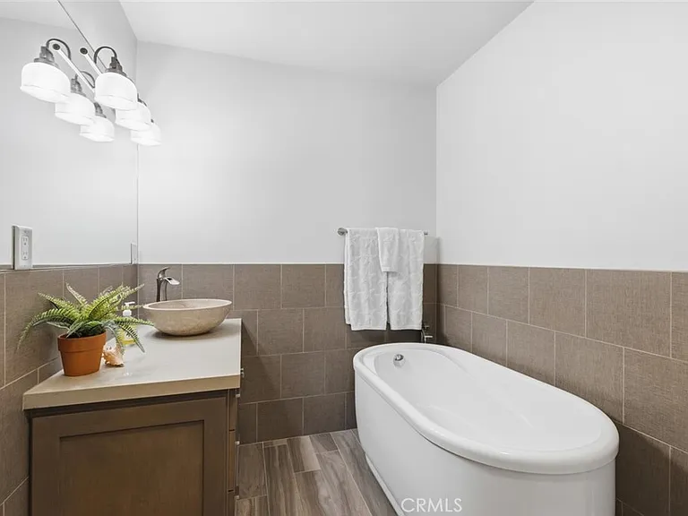 173 W Avenida Alessandro — Photo 20
