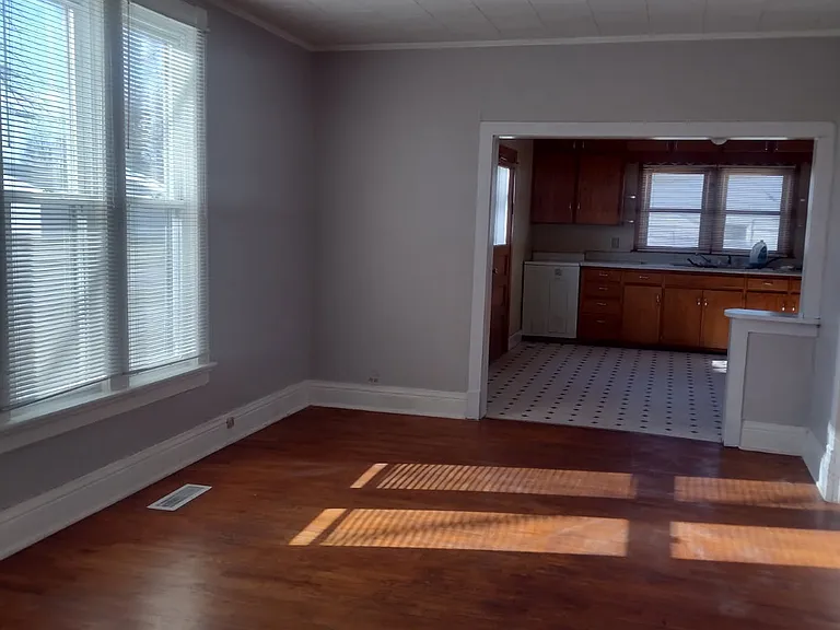 303 N Grant St — Photo 1