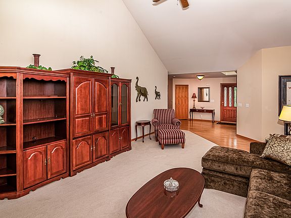 4th image of 1600 Verde Ln