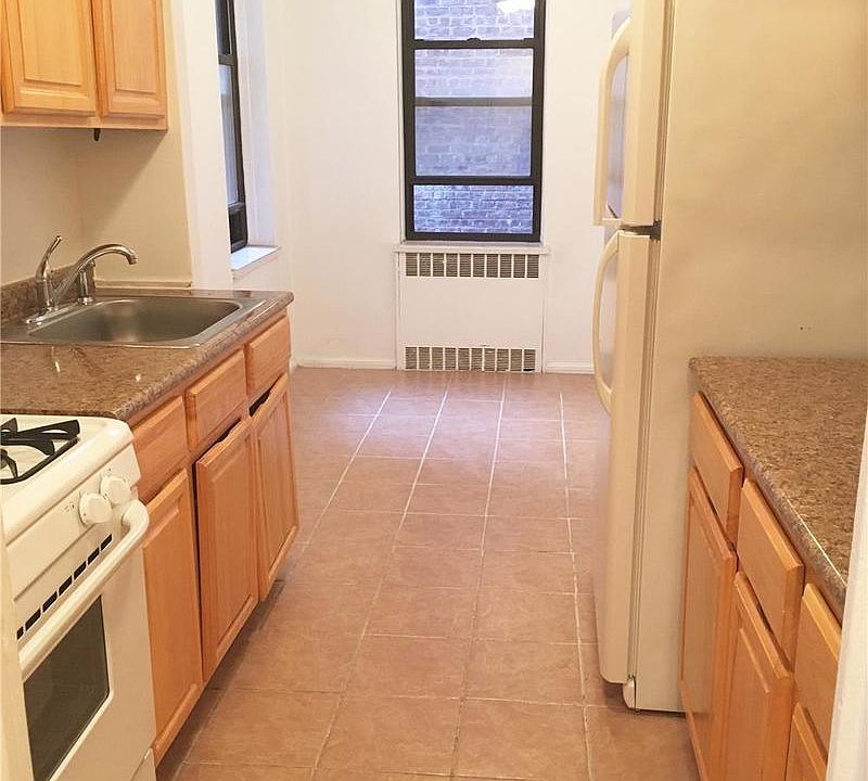 2nd image of 10850 71st Ave APT 2A