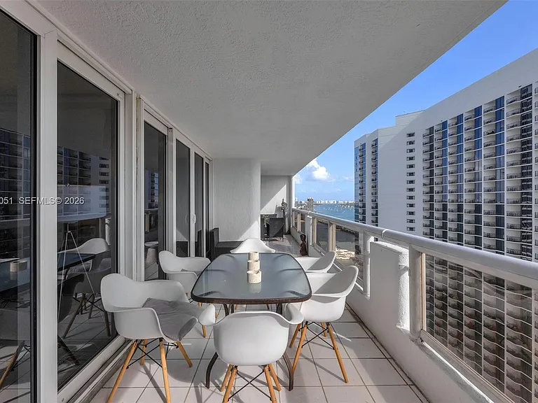 1717 N Bayshore Dr #A-2654 — Photo 16