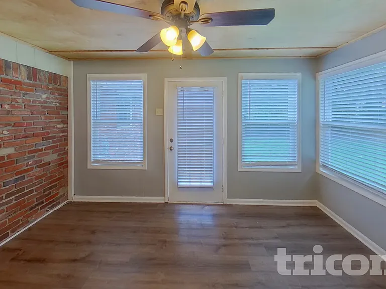 4217 S Martin Way — Photo 14