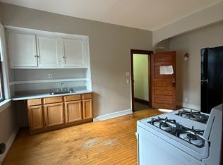 1815 N Oakland Ave #1, Milwaukee, WI 53202