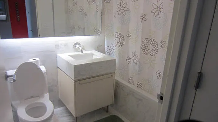 Sold by Level Group | media 17