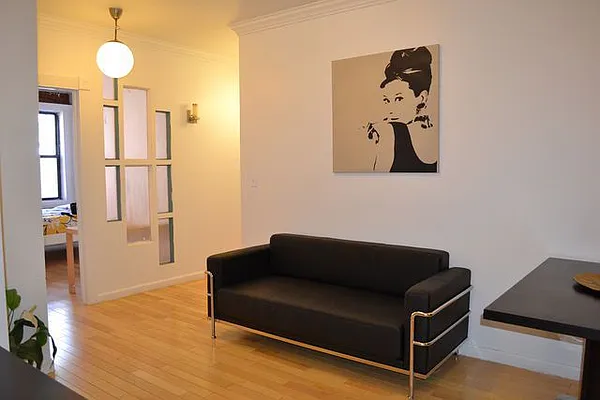 Rented by Urban Living | media 22