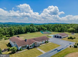 4 Home Rd, Abbottstown, PA 17301