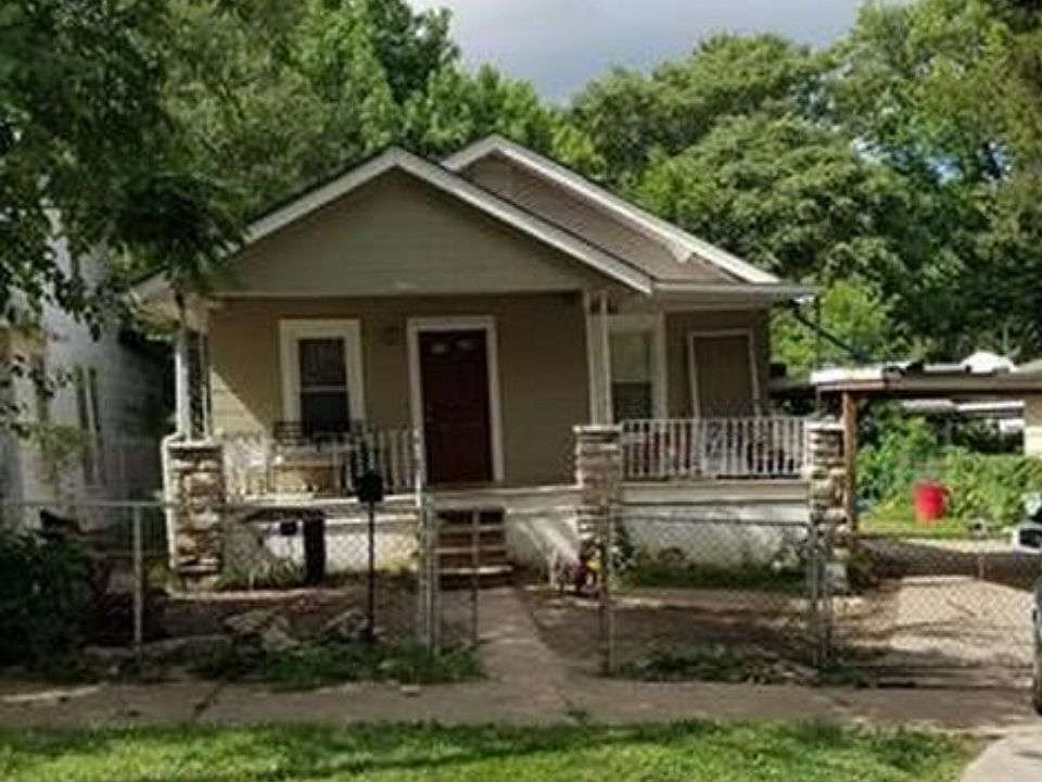 1st image of 3718 Roberts St