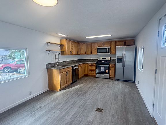 5th image of 3000 Villard Ave Trailer 43