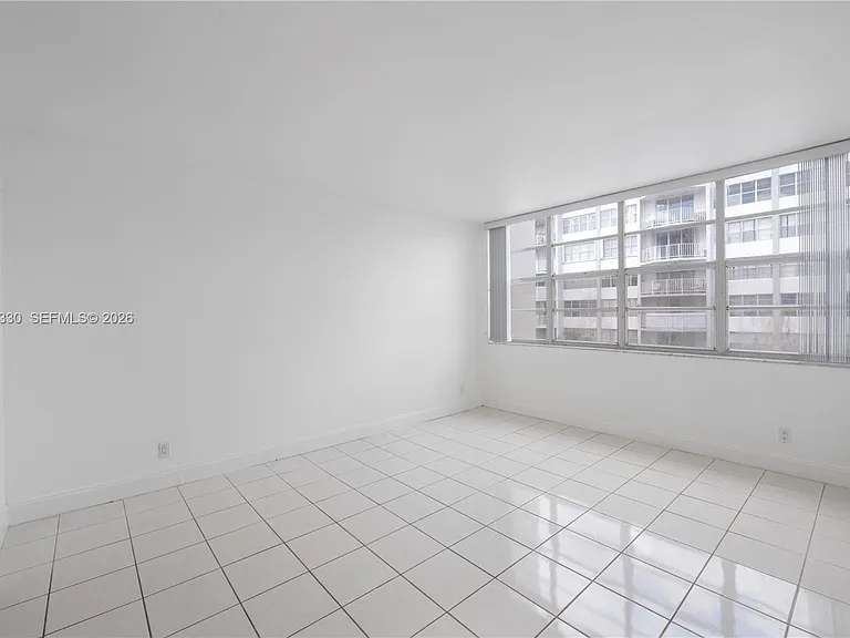 16710 NE 9th Ave #401 — Photo 10