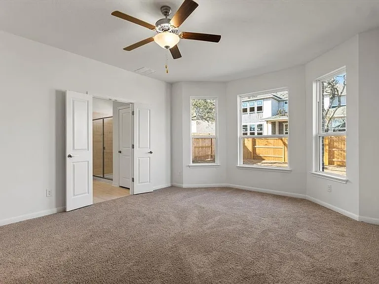 133 Green Knoll Ln — Photo 15