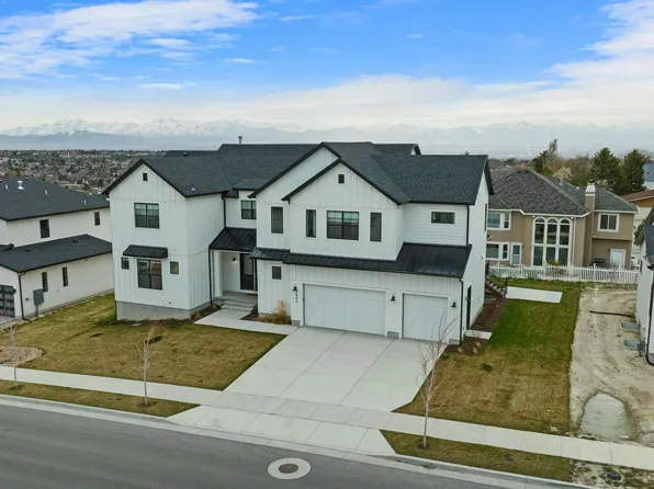 7862 S Danish Pine Ln, Salt Lake City, UT 84121