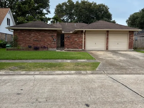 1832 Harvard Ave, Gretna, LA 70056