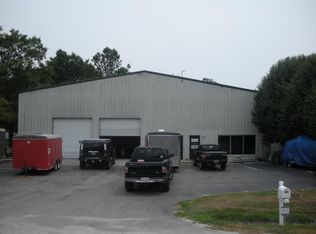 889 Gator Ln, Murrells Inlet, SC 29576