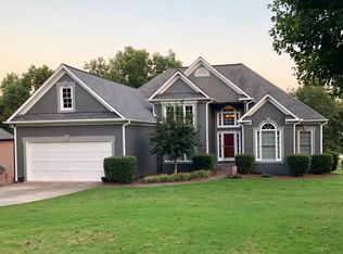 6262 Spring Lake Dr, Flowery Branch, GA 30542