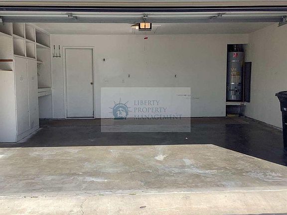 4th image of 624 Plaza De Las Sierras