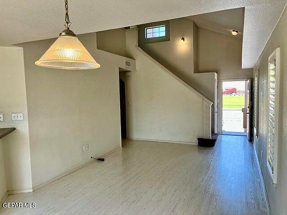 5th image of 2704 Stone Rock St