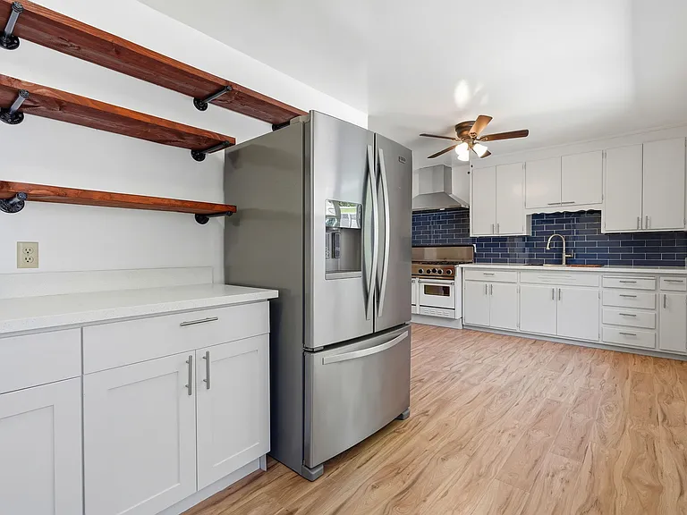 2210 Ewell Rd — Photo 13