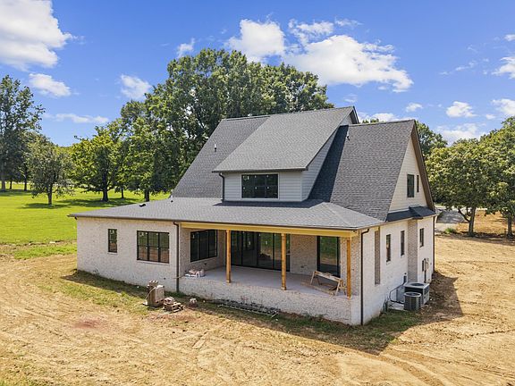 2nd image of 8285 Cainsville Rd