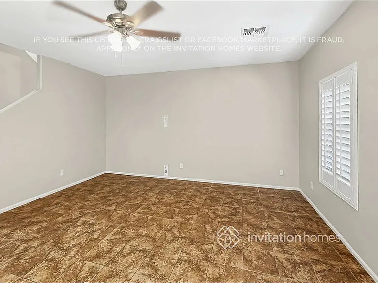 952 S Hawk Ln — Photo 5