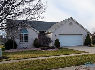 4274 Crystal Ridge Dr W, Maumee, OH 43537
