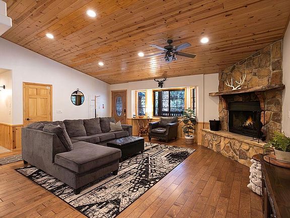 5th image of 42641 Juniper Dr