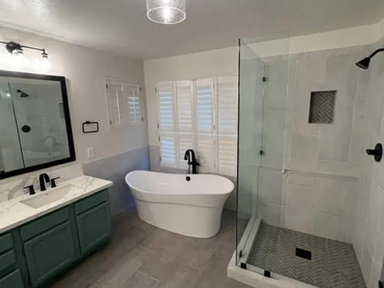 4185 Falling Water Dr — Photo 9