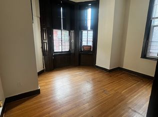 2037 Walnut St APT 1R, Philadelphia, PA 19103
