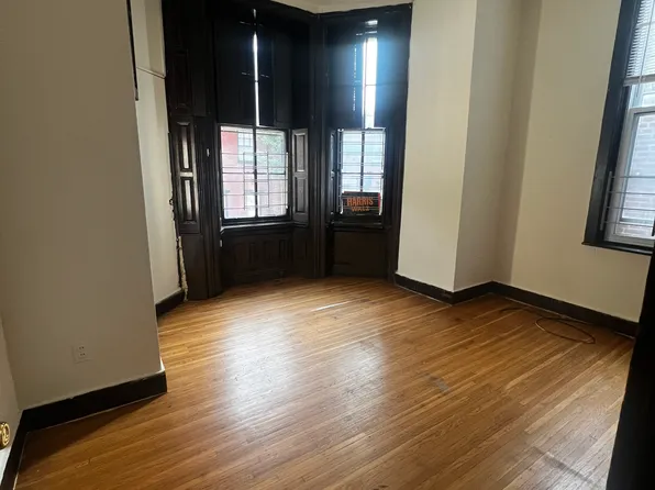 2037 Walnut St APT 1R, Philadelphia, PA 19103