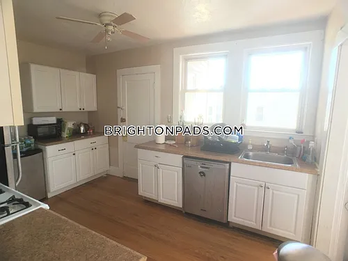 28 Claymoss Rd Photo 1