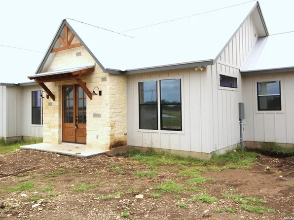 3240 S Ranch Rd. 783, Harper, TX 78631