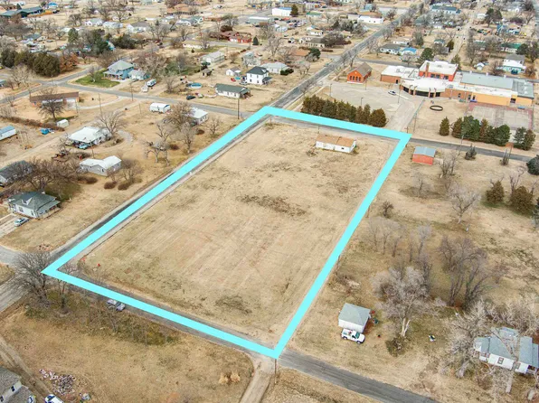 202 E 2nd St, Kanopolis, KS 67454