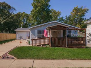 405 S Western Ave, Bloomington, IL