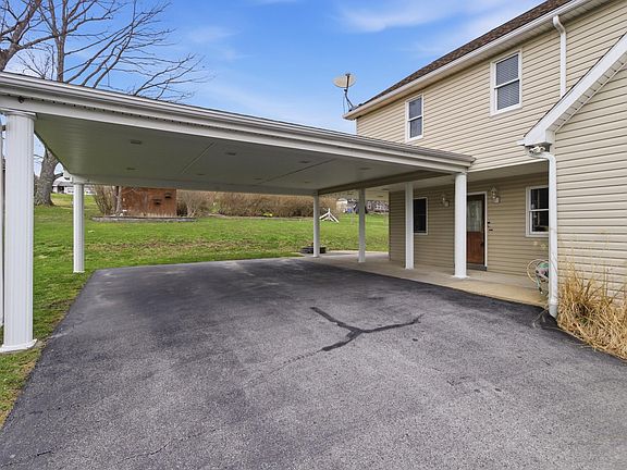 3rd image of 148 Lynch Rd