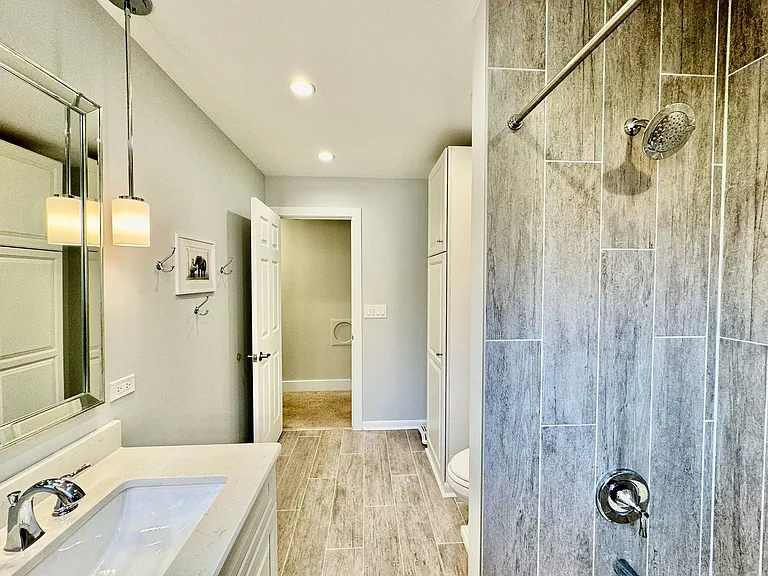 514 S Yale Ave — Photo 24