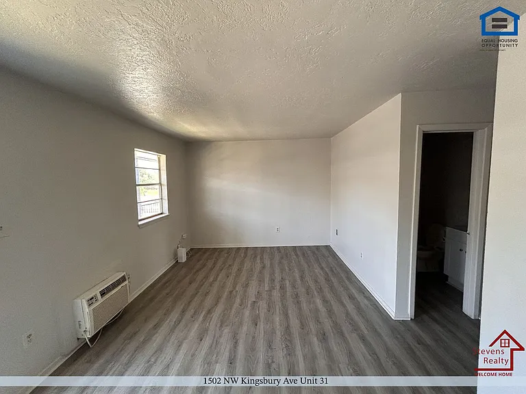 Amber Apartments — Photo 63