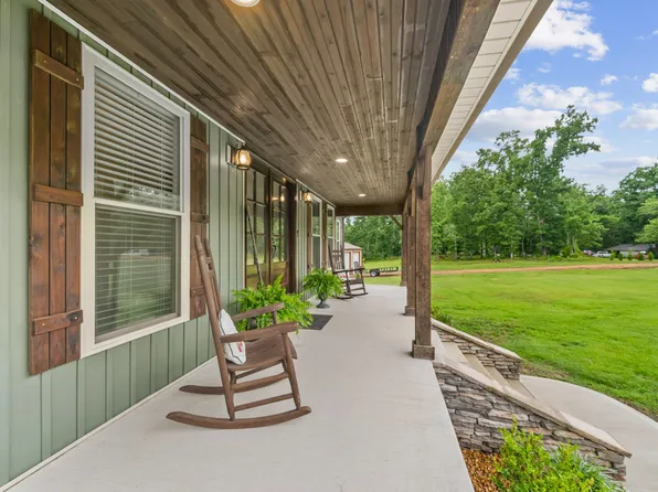 217 Rockhouse Rd, Hohenwald, TN 38462
